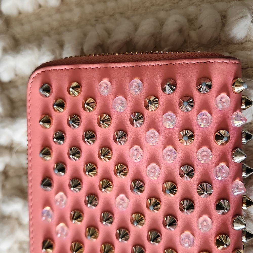 CHRISTAIN LOUBOUTIN stunned wallet - Picture 7 of 12